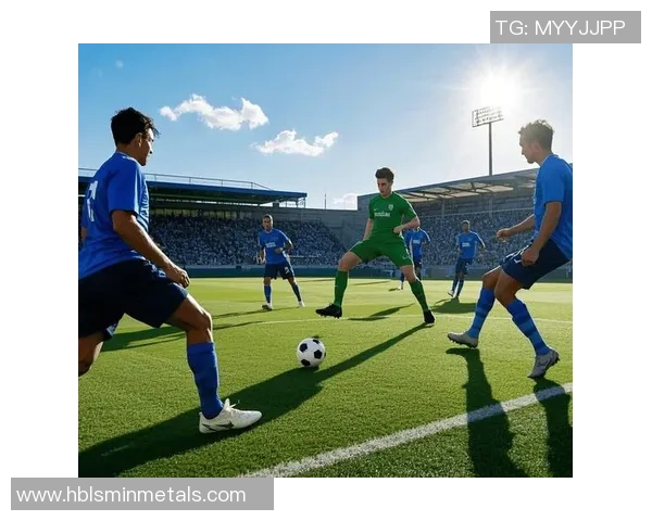 足球球星高强度传球训练全面提升团队协作与进攻效率